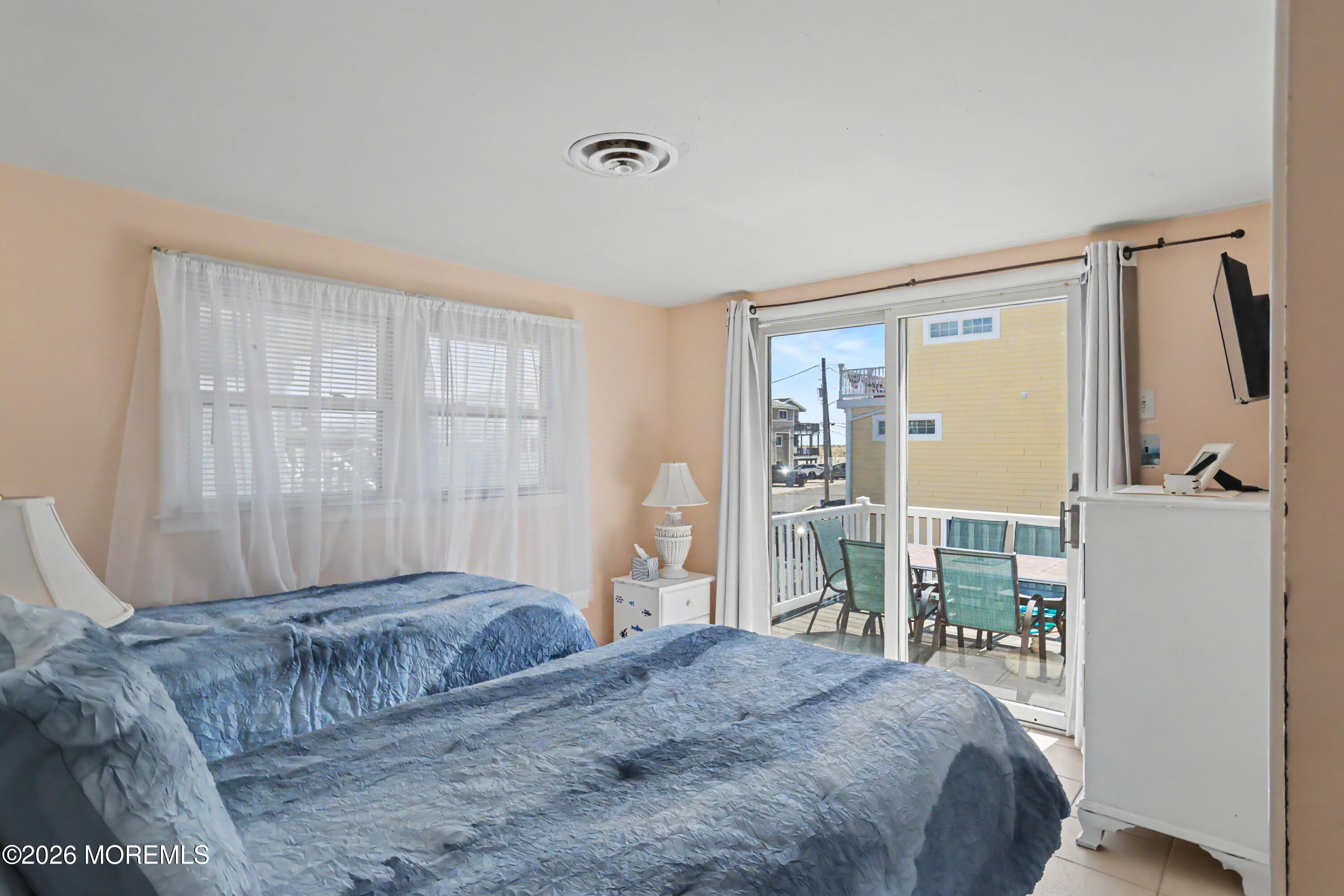 2105 S Bay Avenue Beach Haven NJ 08008