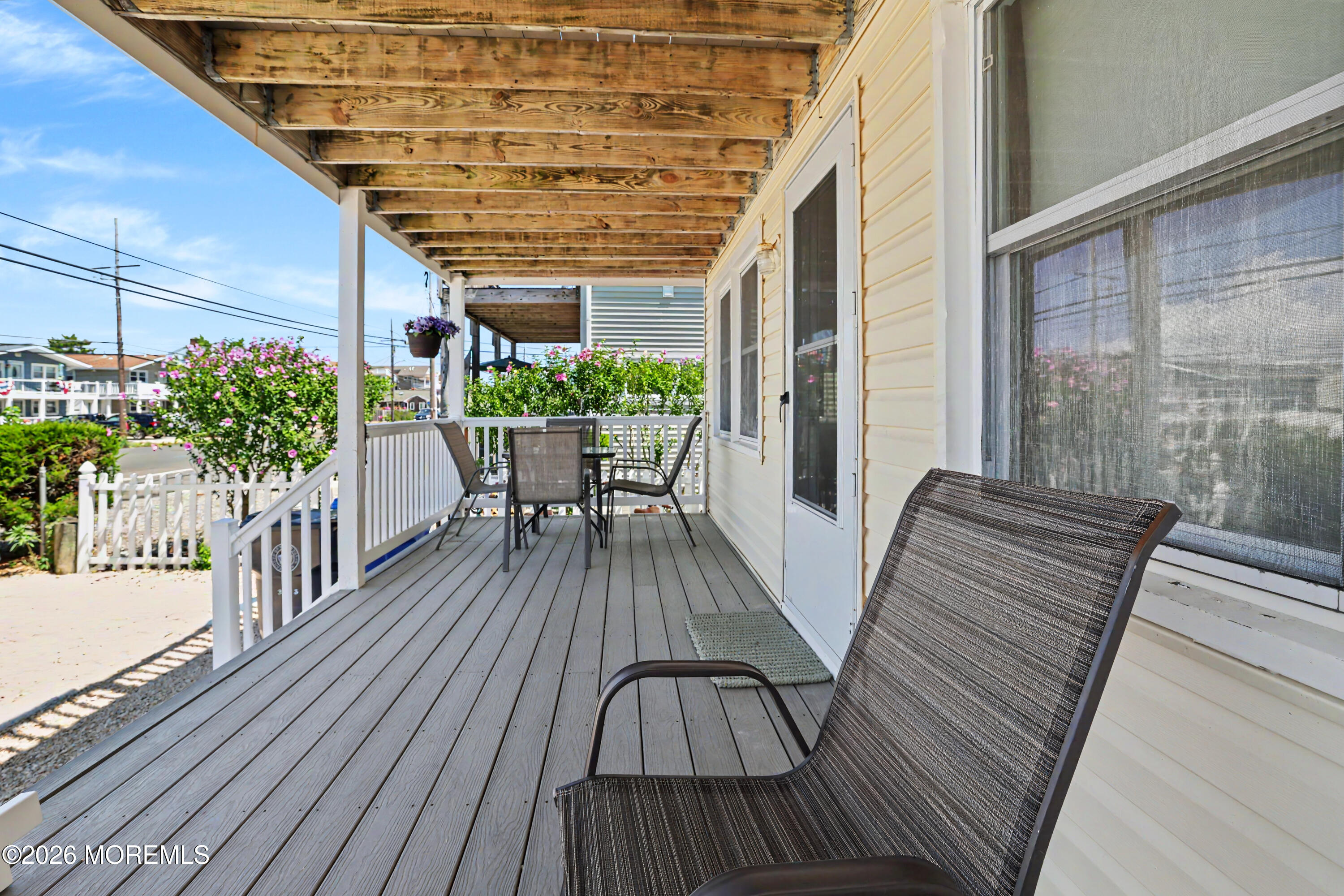 2105 S Bay Avenue Beach Haven NJ 08008