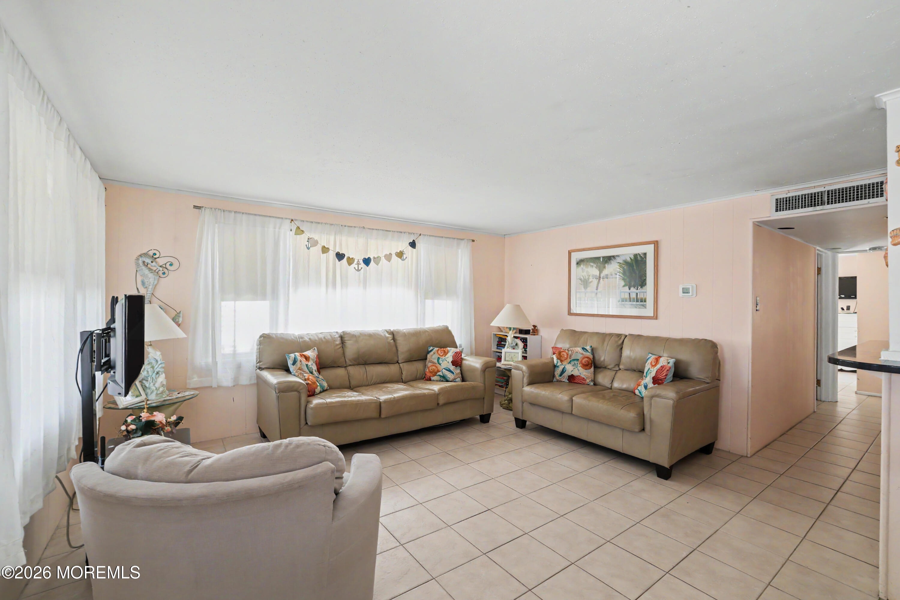 2105 S Bay Avenue Beach Haven NJ 08008
