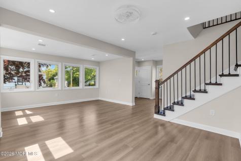 21 Market Street Edison NJ 08817