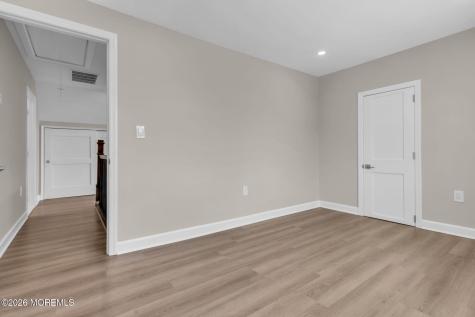 21 Market Street Edison NJ 08817