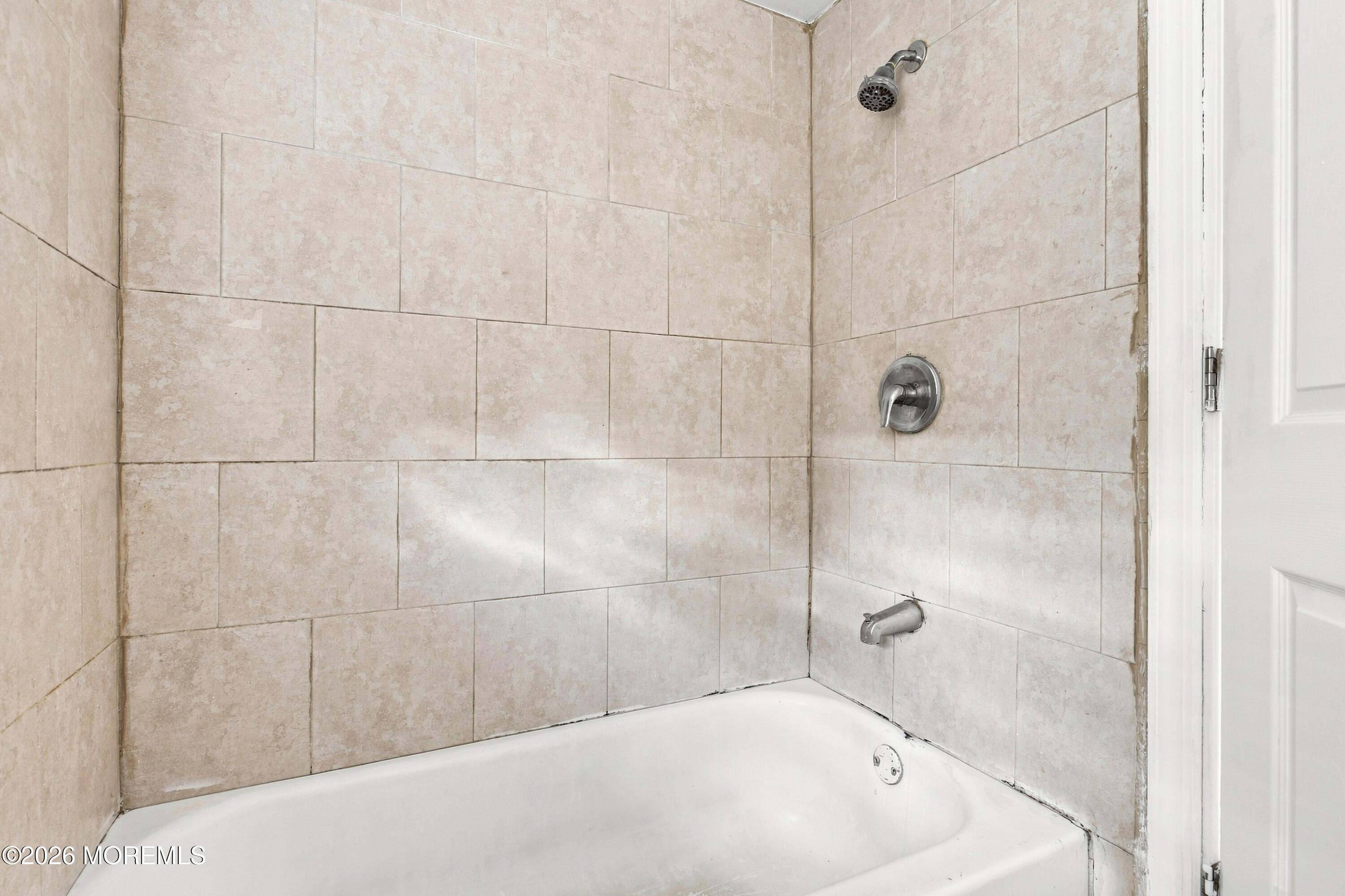 64 Fabyan Place Newark NJ 07108