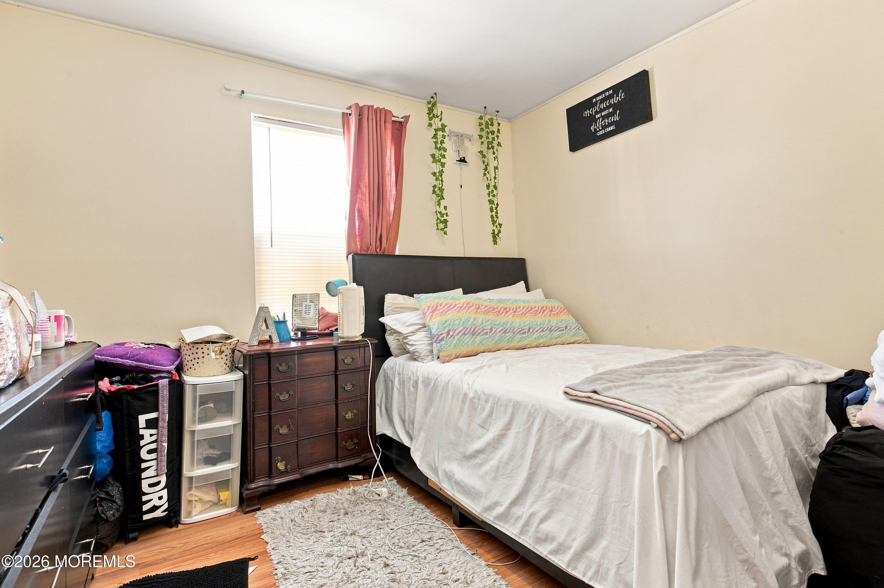 64 Fabyan Place Newark NJ 07108