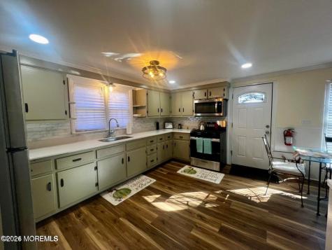 27 Spring Street Freehold NJ 07728