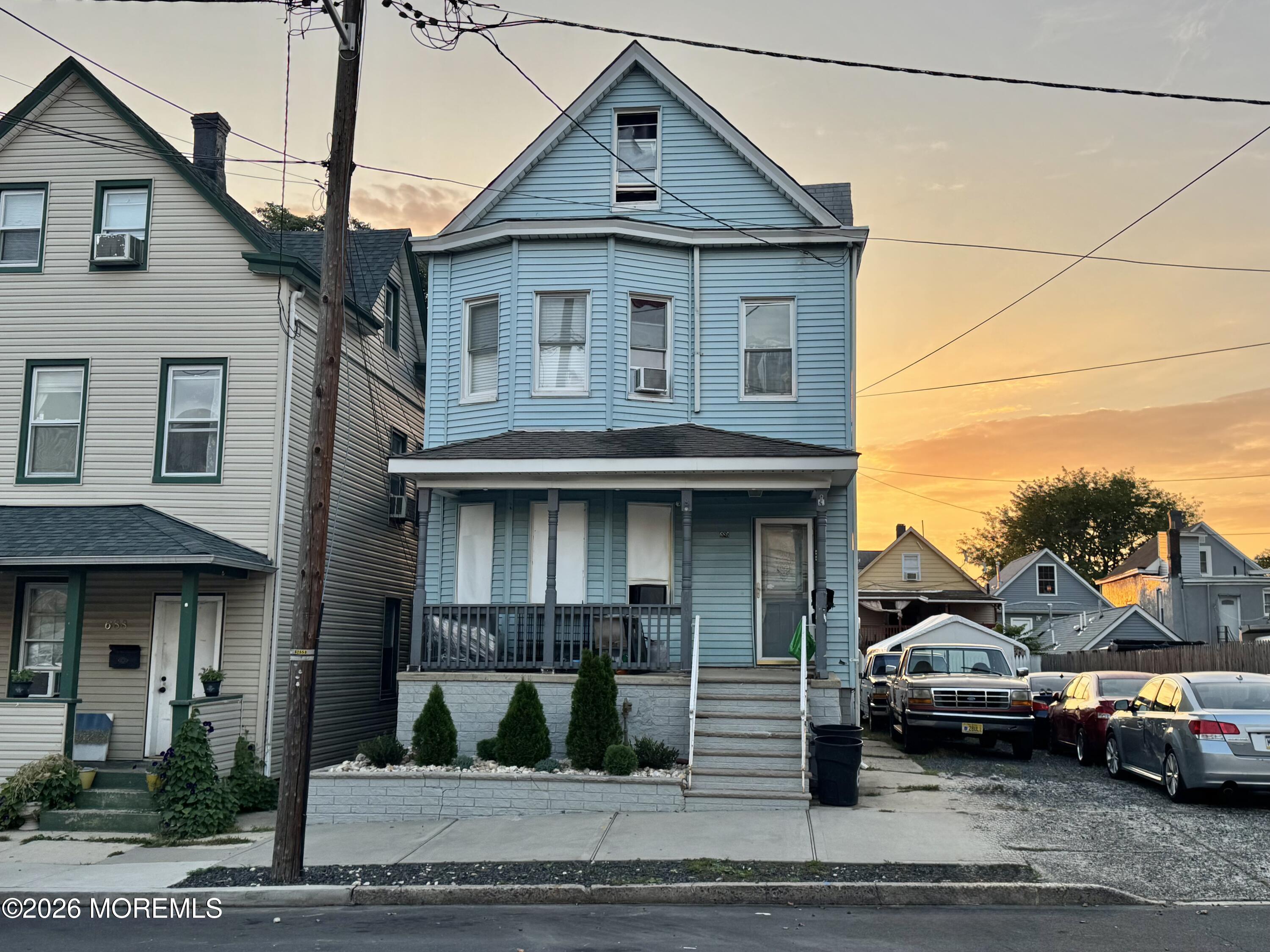 686 Charles Street Perth Amboy NJ 08862