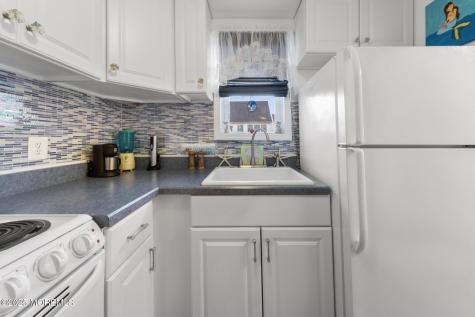 20 W 87th Street Long Beach Twp NJ 08008