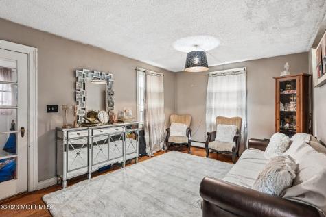 123 Sargeant Avenue Clifton NJ 07013