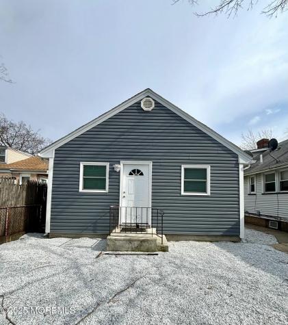 101 Seabreeze Way Keansburg NJ 07734