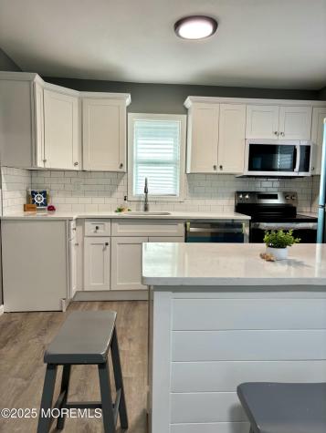 101 Seabreeze Way Keansburg NJ 07734