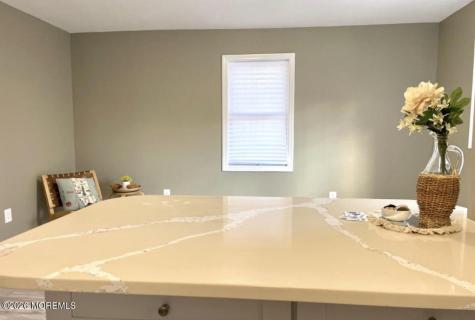 101 Seabreeze Way Keansburg NJ 07734