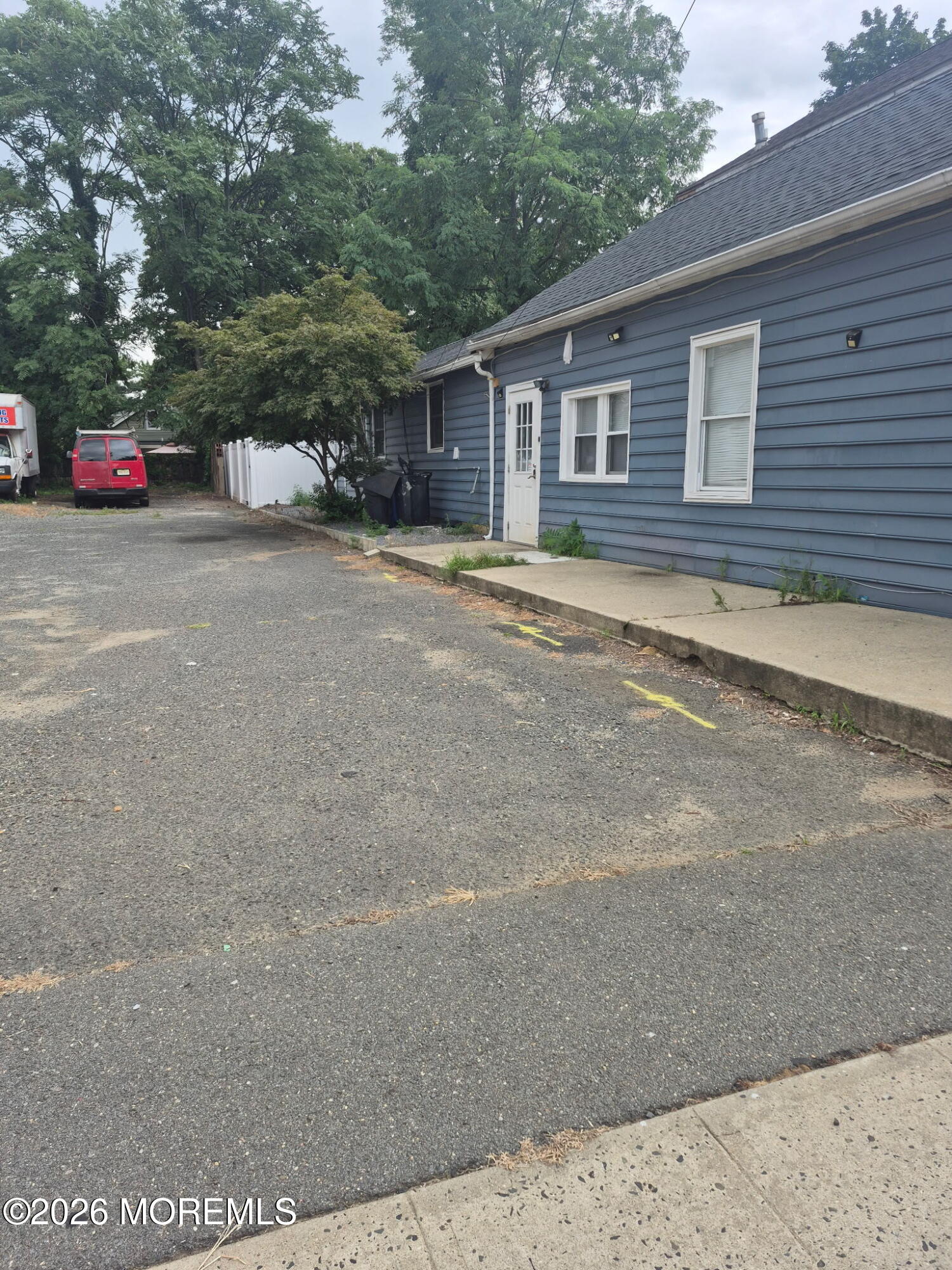 198 Main Street Keansburg NJ 07734