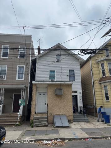 150 Garside Street Newark NJ 07104