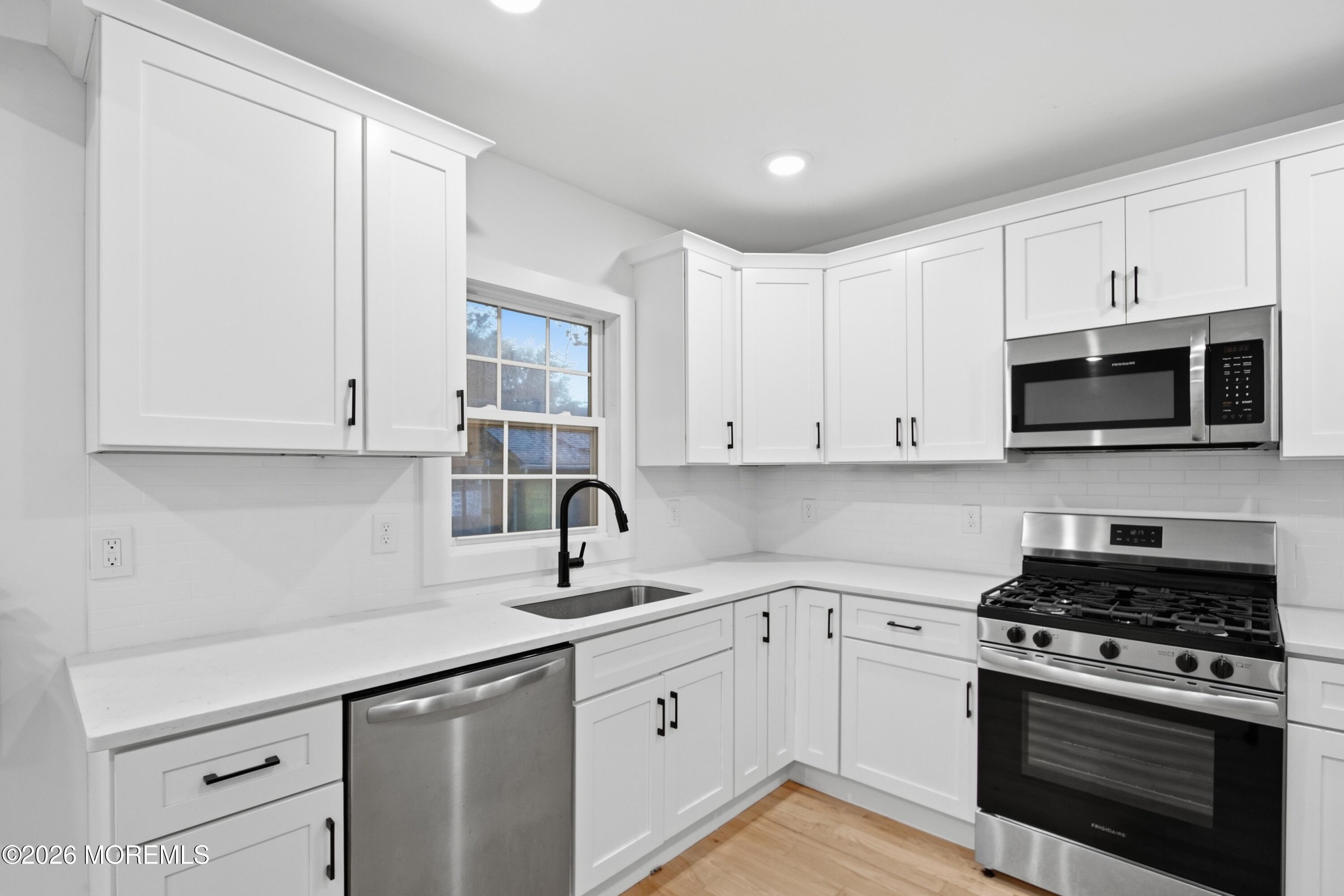 48 5th Street Fords NJ 08863