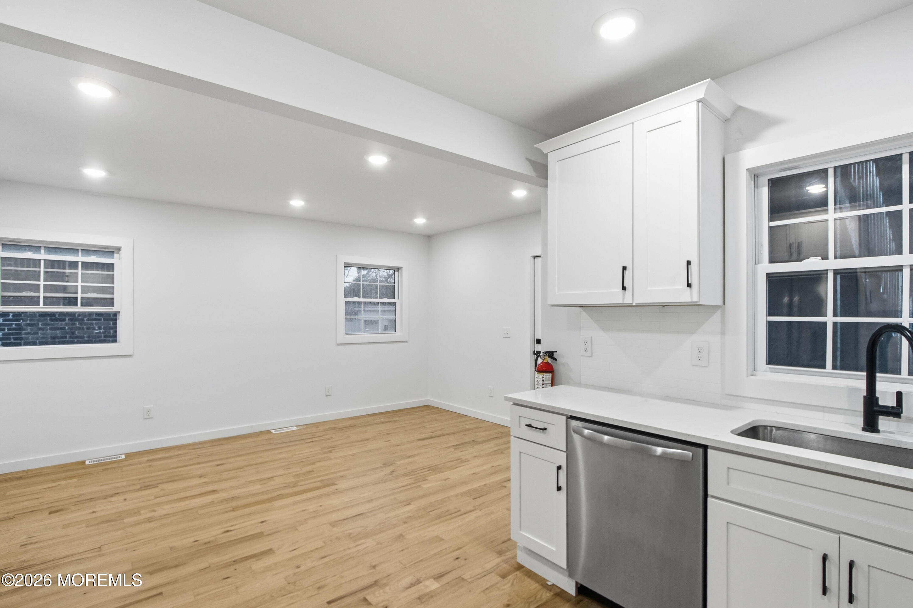 48 5th Street Fords NJ 08863