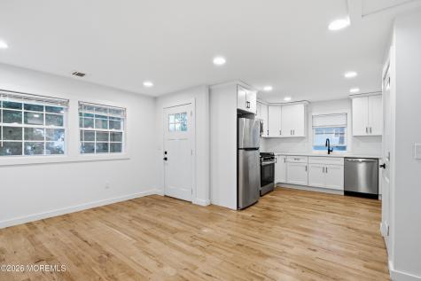 48 5th Street Fords NJ 08863
