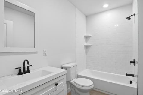 48 5th Street Fords NJ 08863