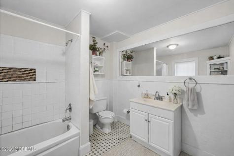 123 Main Avenue Ocean Grove NJ 07756