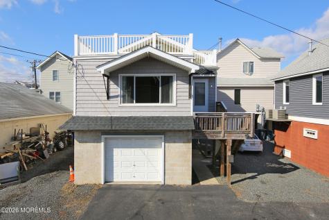 70 Shrewsbury Avenue Highlands NJ 07732