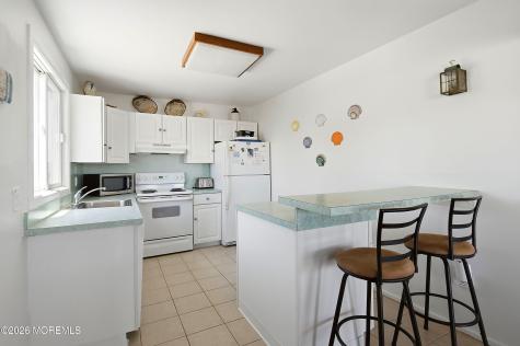 201 Jefferis Avenue Beach Haven NJ 08008