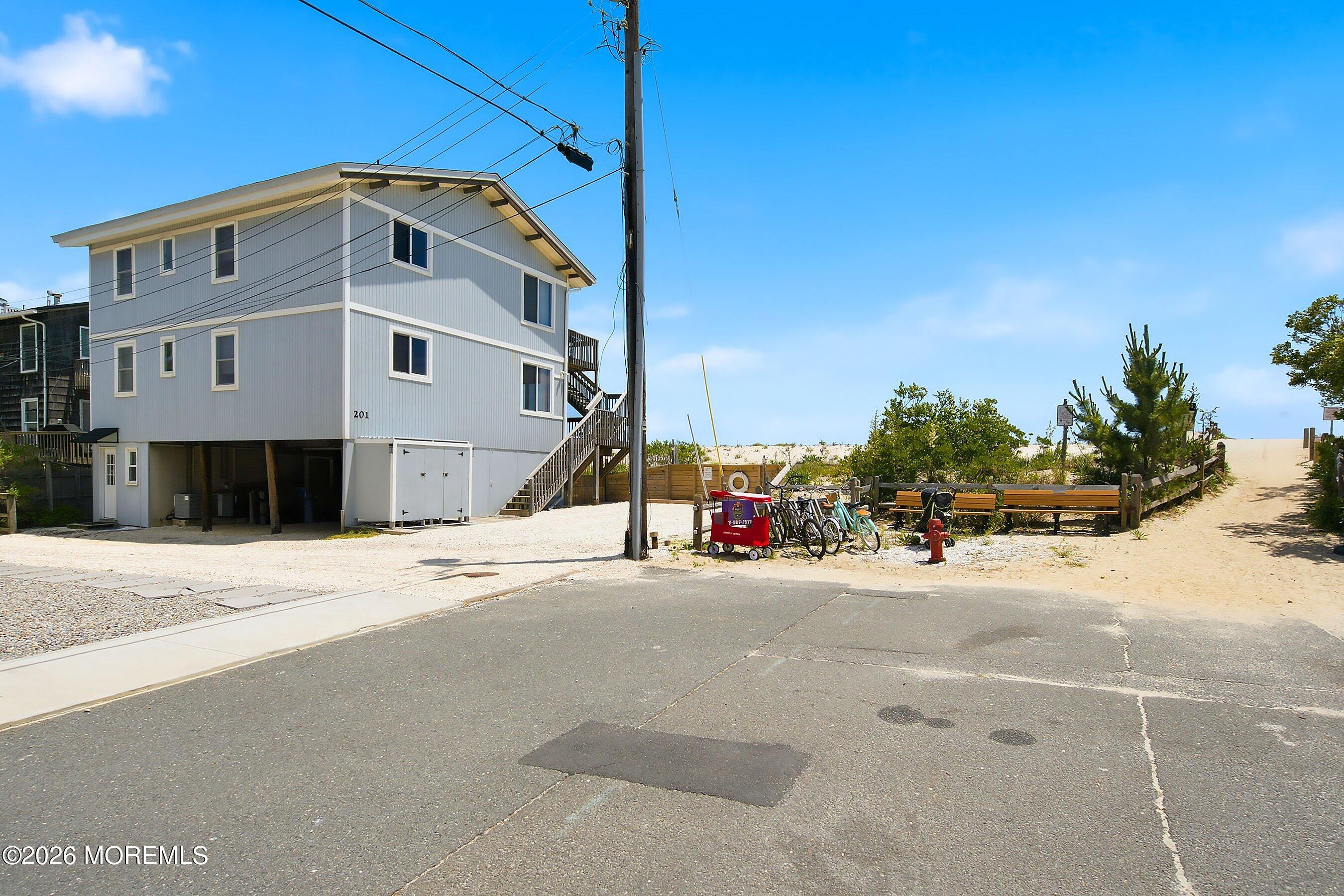 201 Jefferis Avenue Beach Haven NJ 08008