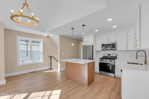 39 Seadrift Avenue Highlands NJ 07732