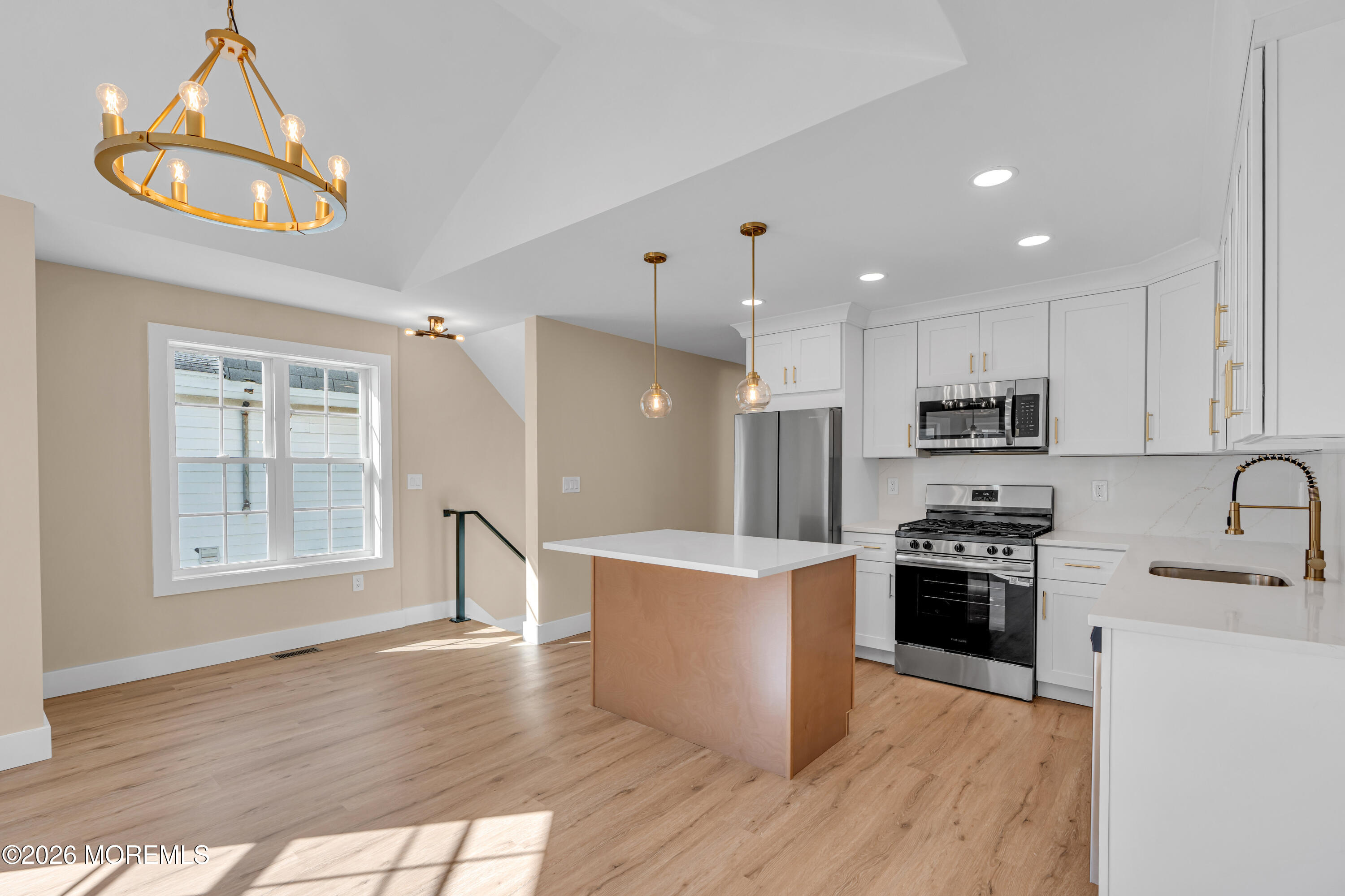 39 Seadrift Avenue Highlands NJ 07732