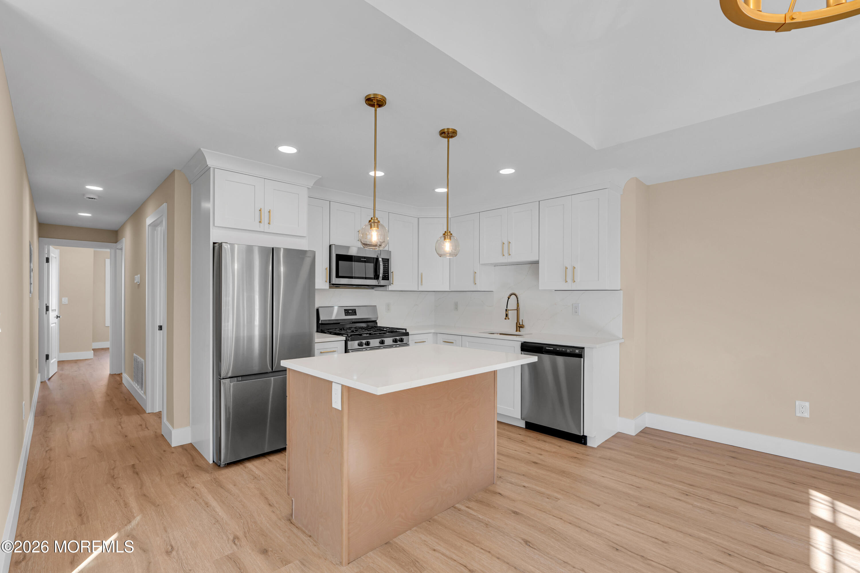 39 Seadrift Avenue Highlands NJ 07732
