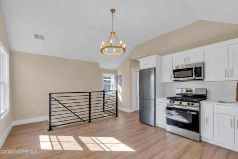 39 Seadrift Avenue Highlands NJ 07732