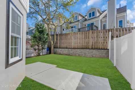 39 Seadrift Avenue Highlands NJ 07732