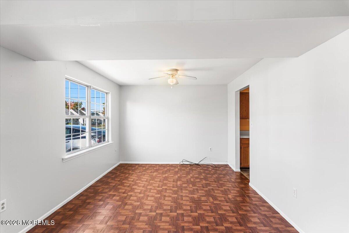32 Mckinley Avenue Carteret NJ 07008
