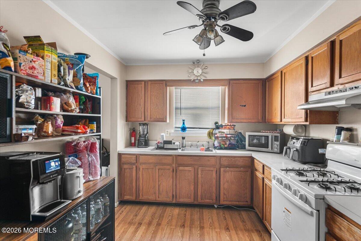 32 Mckinley Avenue Carteret NJ 07008