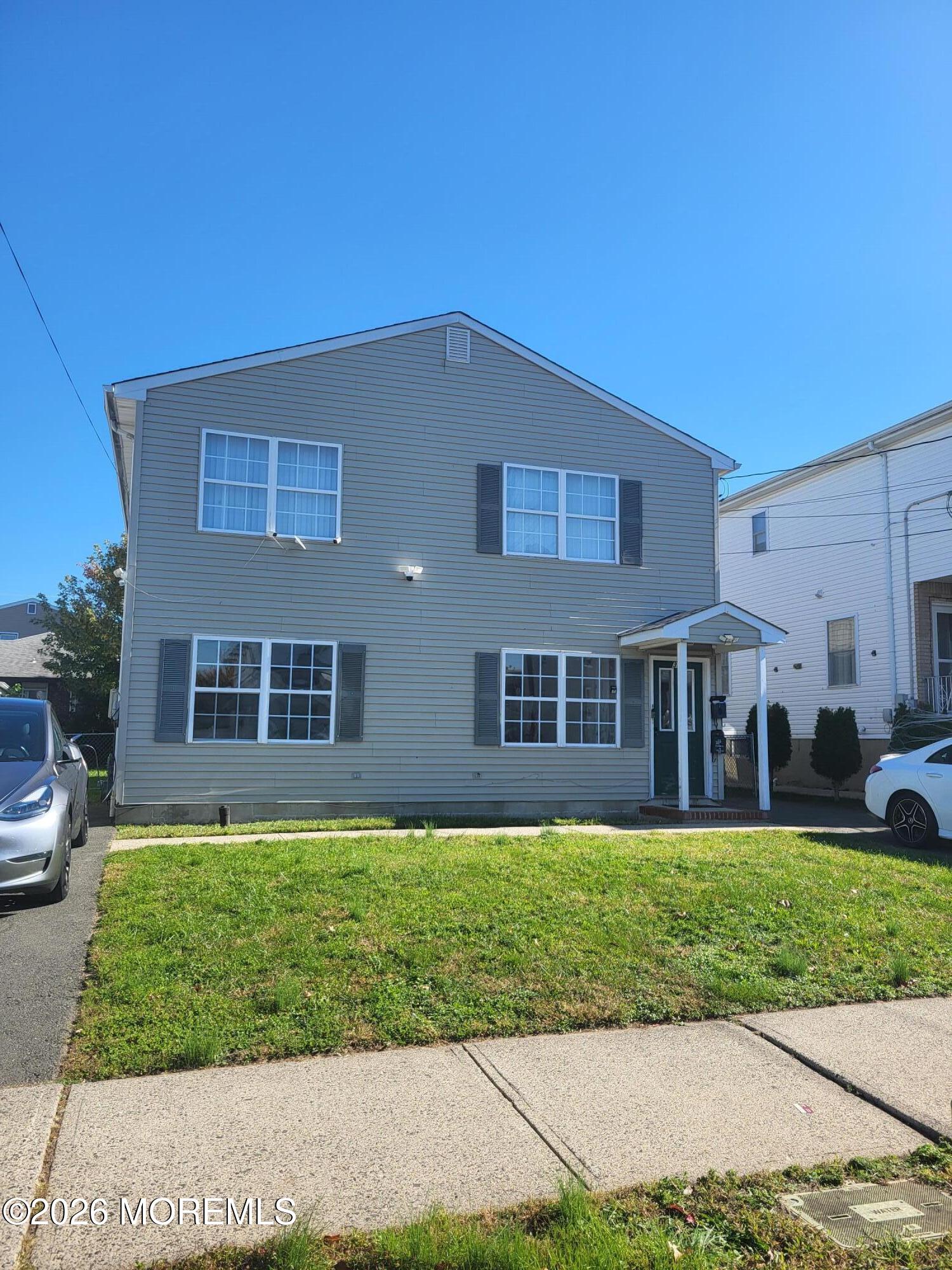 32 Mckinley Avenue Carteret NJ 07008