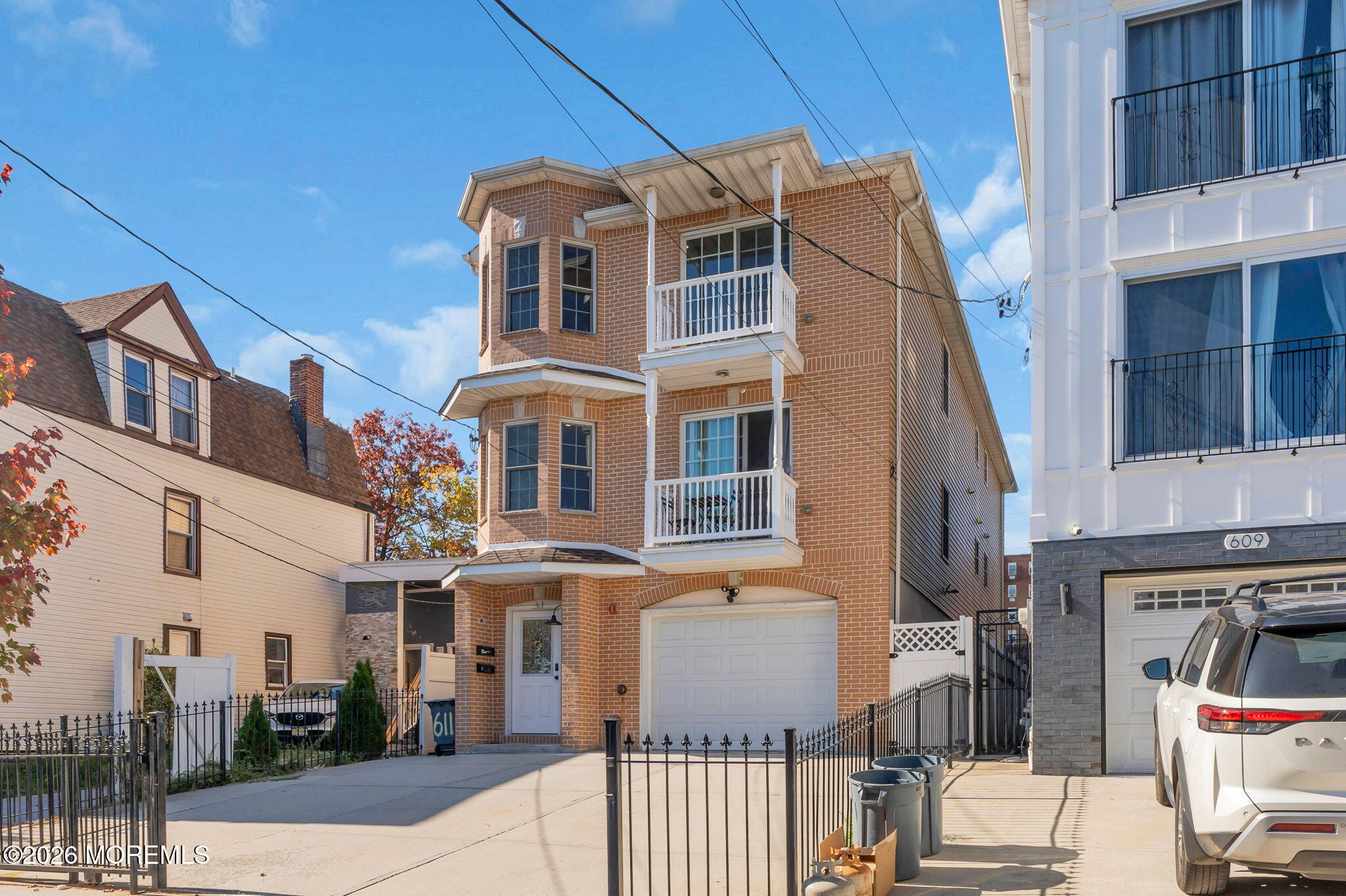 611 Hunterdon Street Newark NJ 07108