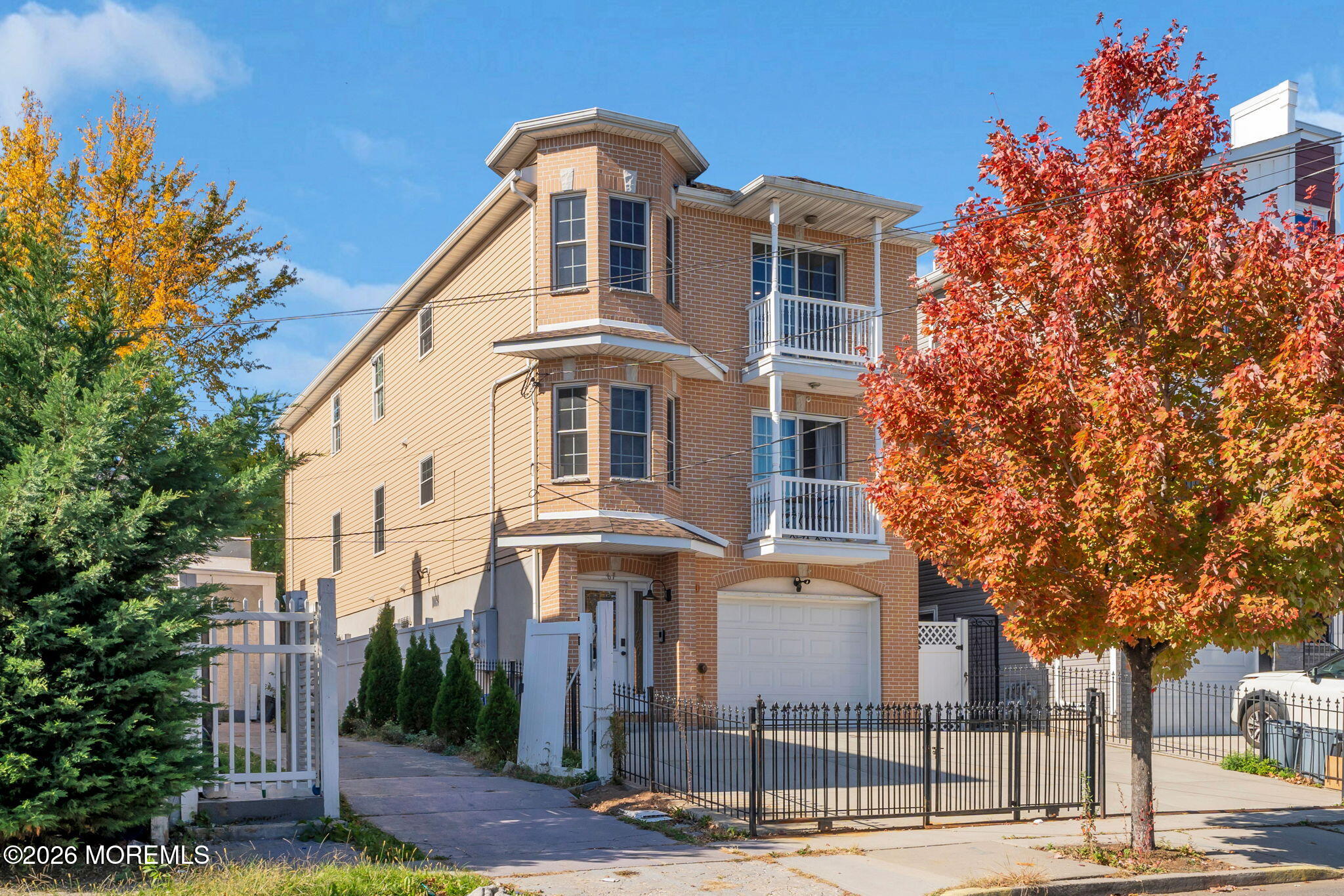 611 Hunterdon Street Newark NJ 07108