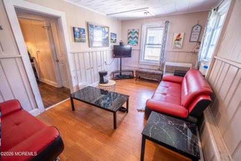 71 Oak Street Keansburg NJ 07734