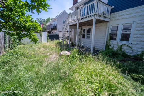 71 Oak Street Keansburg NJ 07734
