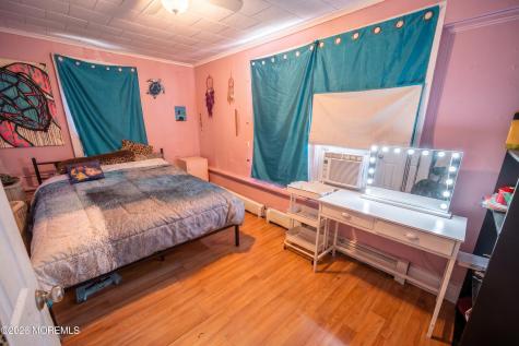71 Oak Street Keansburg NJ 07734