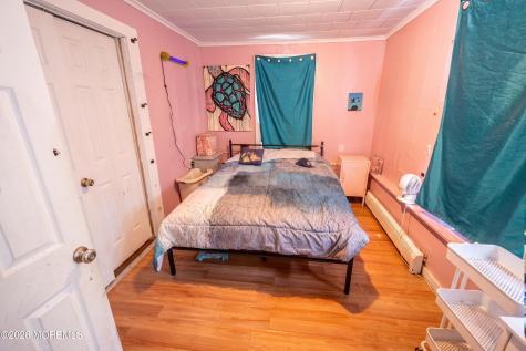 71 Oak Street Keansburg NJ 07734