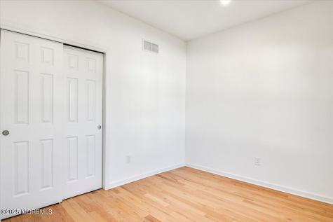 23 Carlton Street S Edison NJ 08837