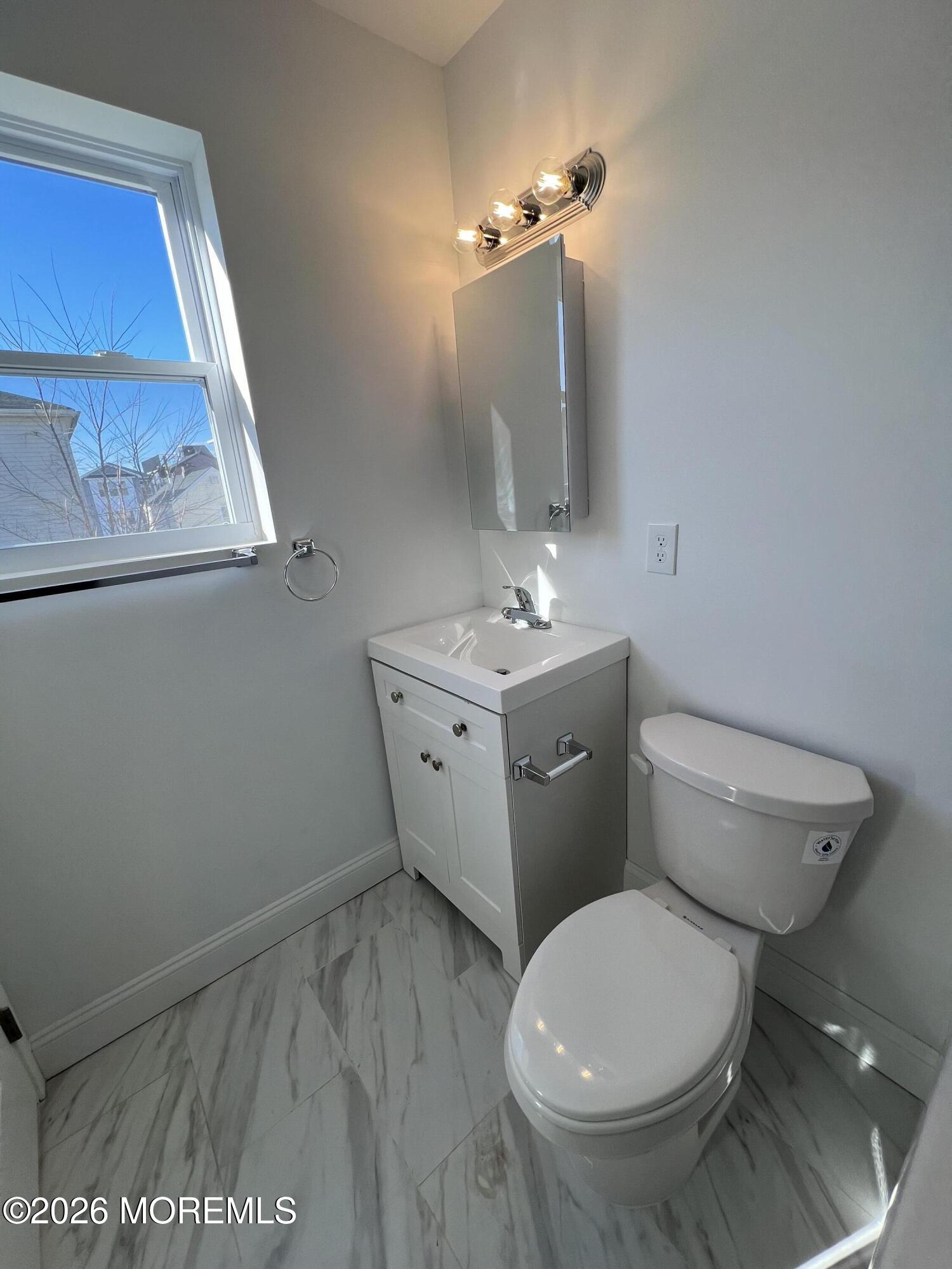 379 S 9th Street Newark NJ 07103