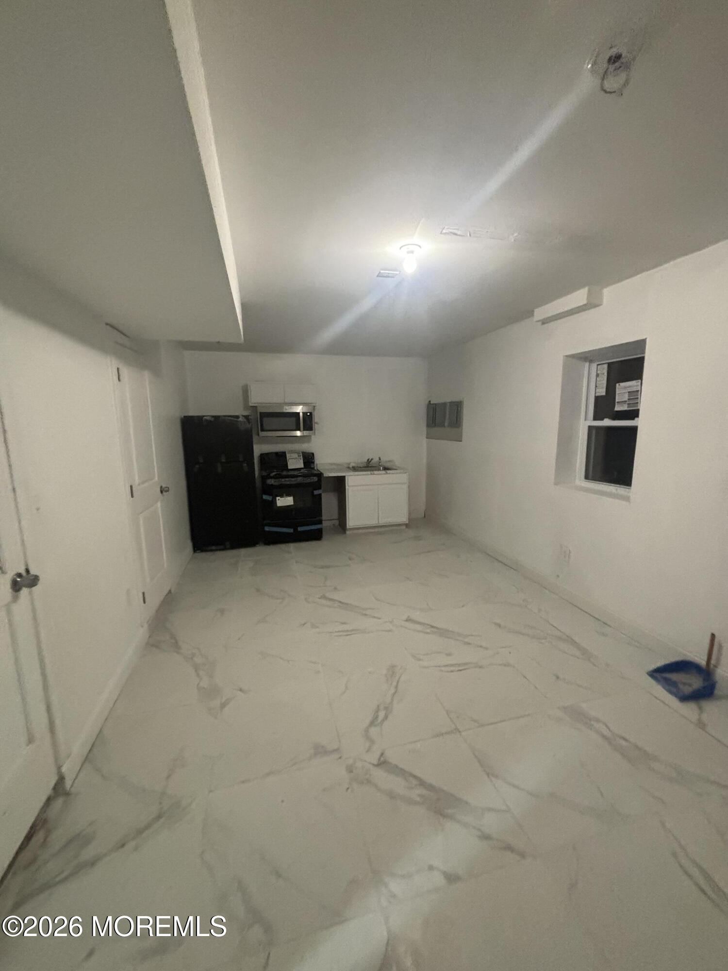 379 S 9th Street Newark NJ 07103
