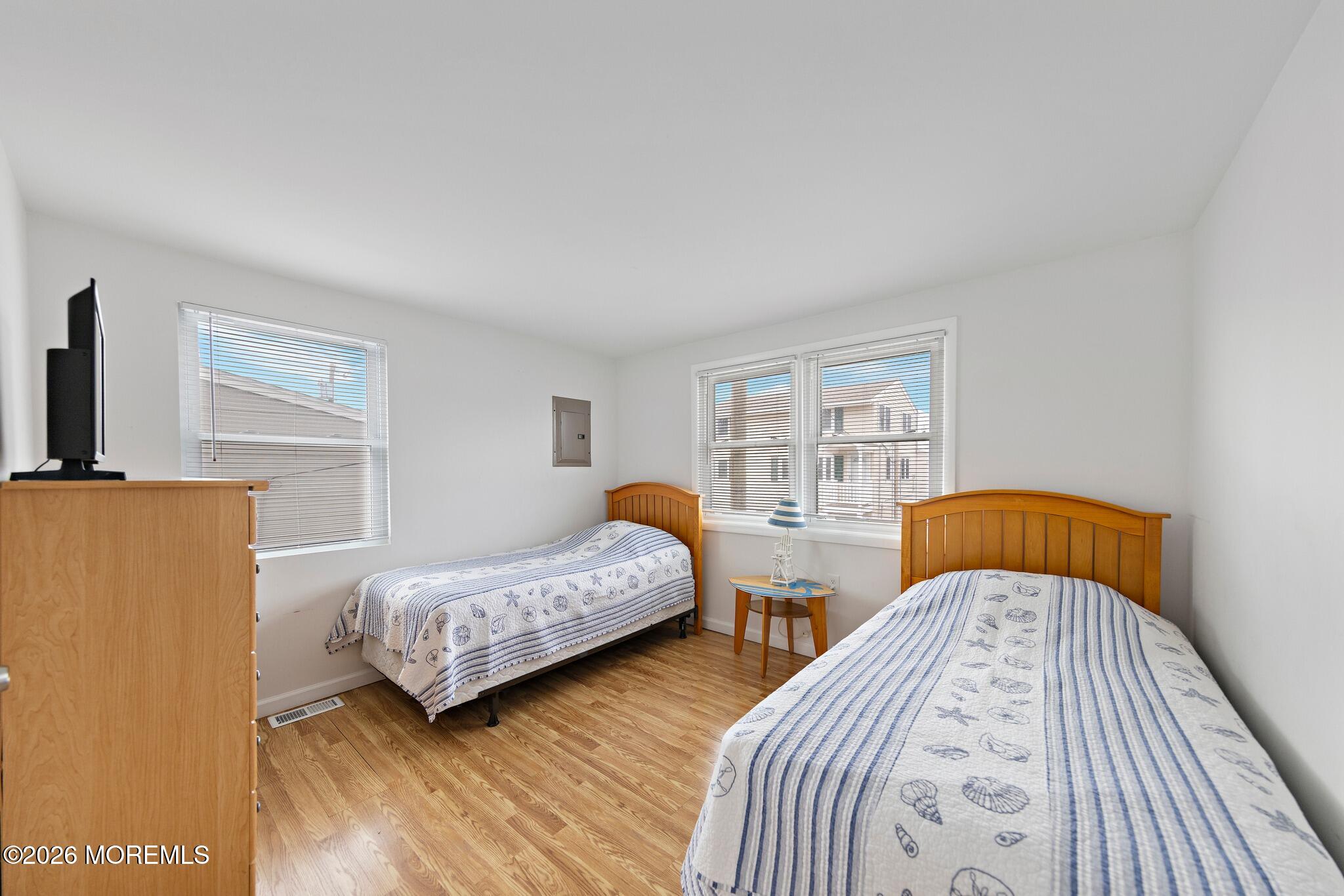 22 Mea Lane Long Beach Twp NJ 08008