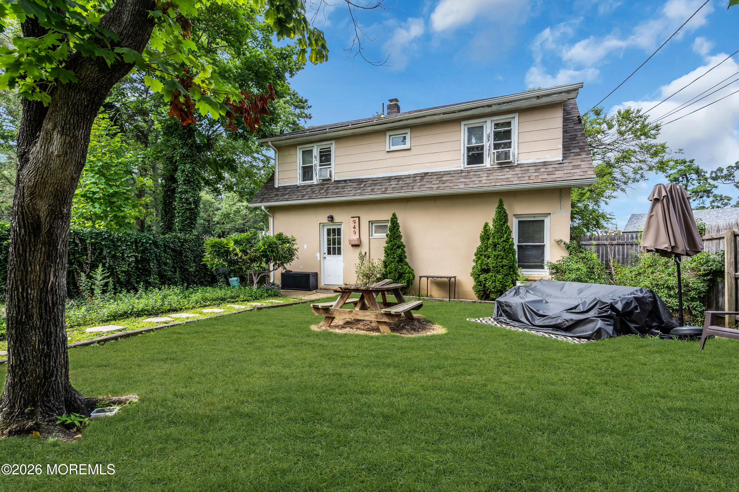 949 Round Avenue Brick NJ 08723