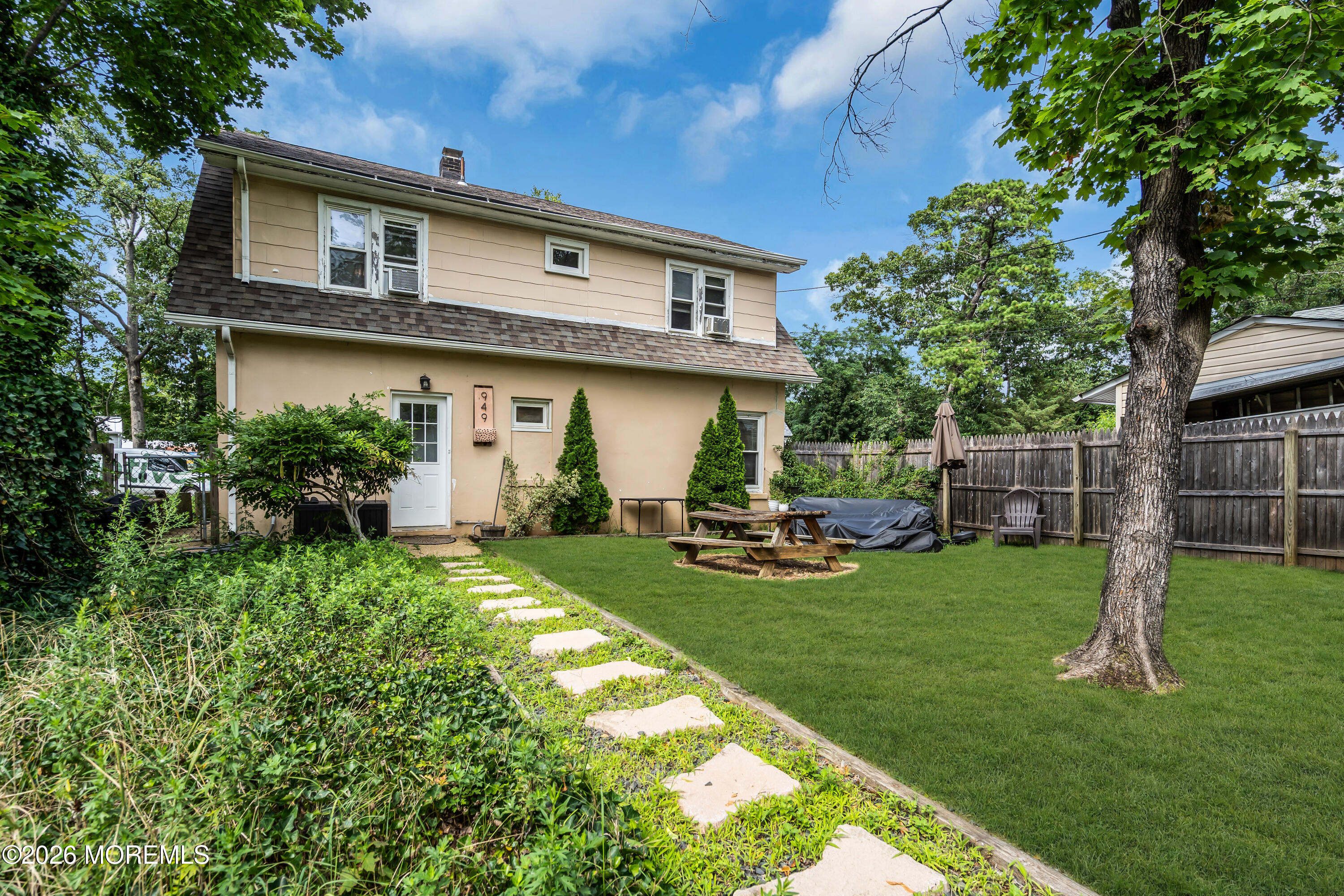 949 Round Avenue Brick NJ 08723