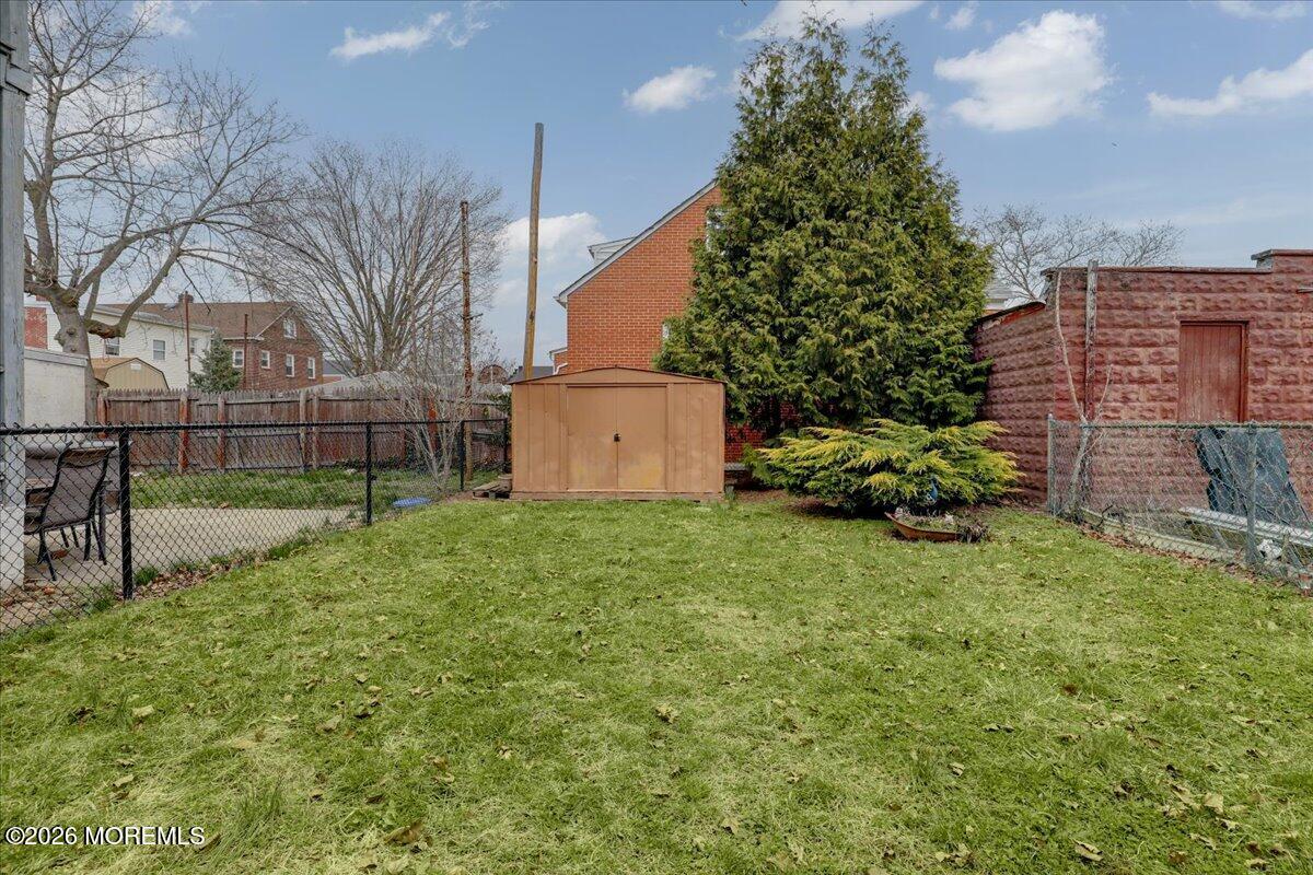 72 Pulaski Avenue Carteret NJ 07008