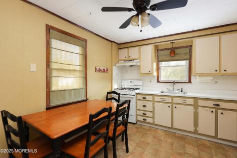 547 Brookside Drive Toms River NJ 08753