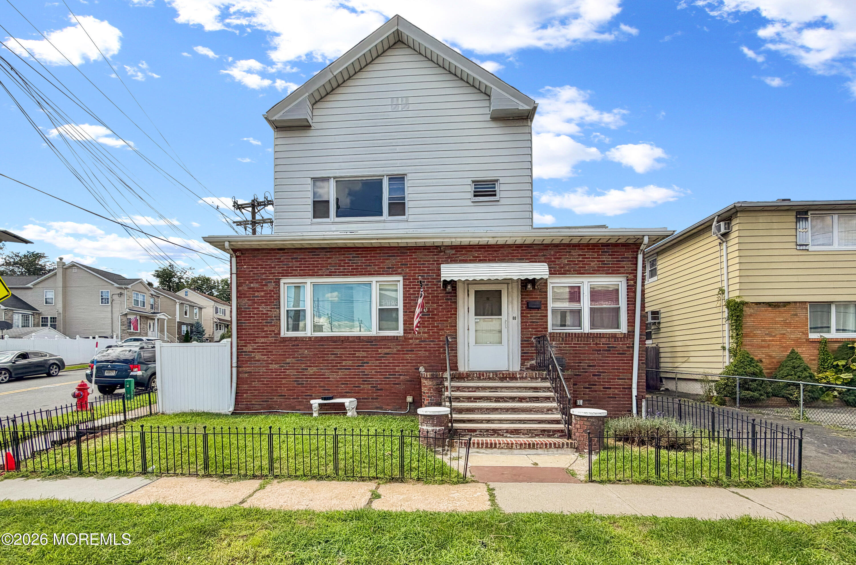 733 Schuyler Avenue Lyndhurst NJ 07071