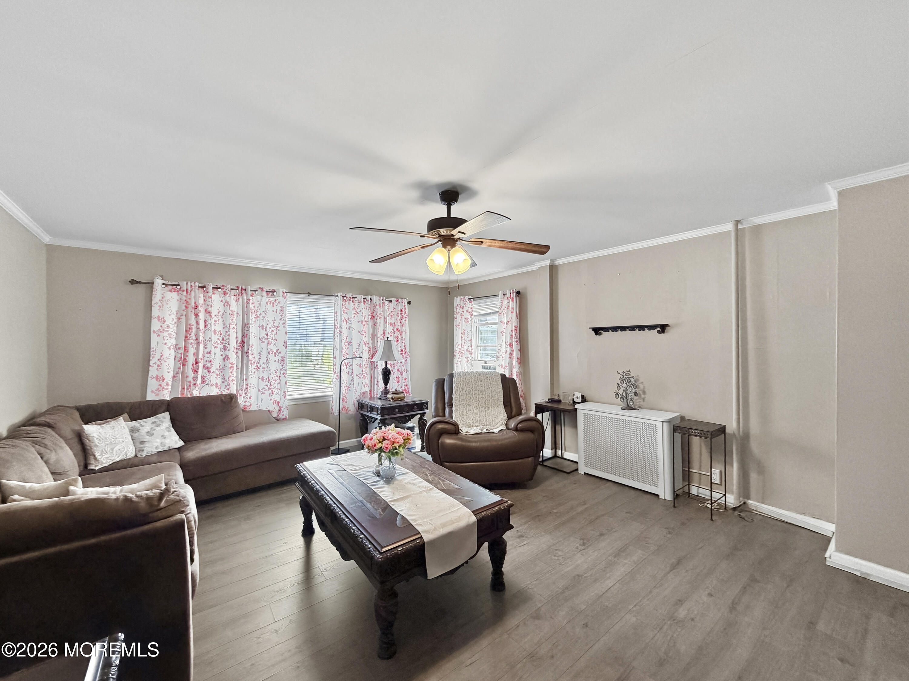 733 Schuyler Avenue Lyndhurst NJ 07071