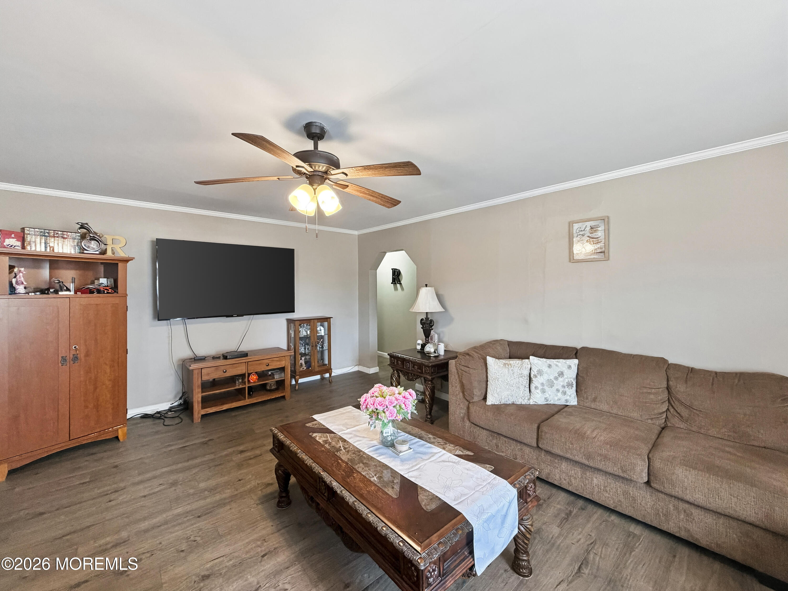 733 Schuyler Avenue Lyndhurst NJ 07071
