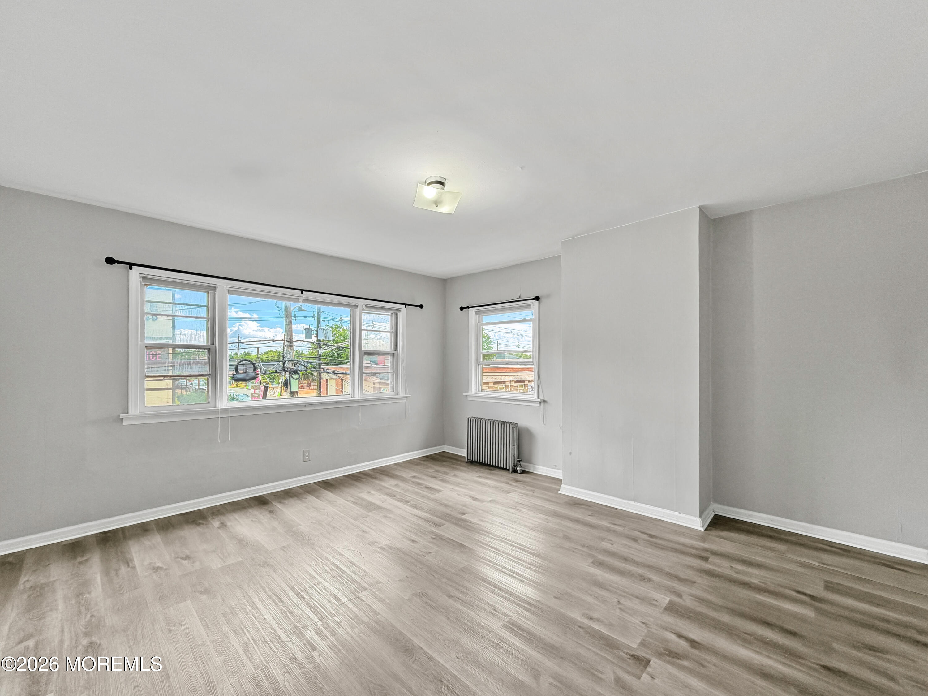 733 Schuyler Avenue Lyndhurst NJ 07071